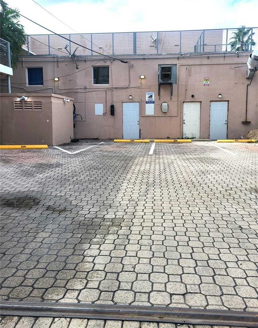 Small Image of 1016 71ST ST #203, Miami Beach Number 15