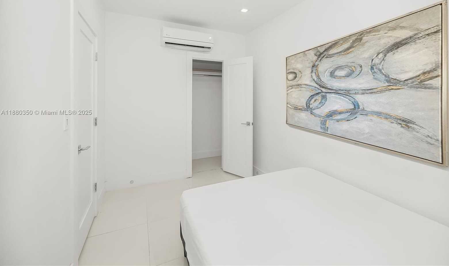 Small Image of 733 MICHIGAN AVE #2, Miami Beach Number 14