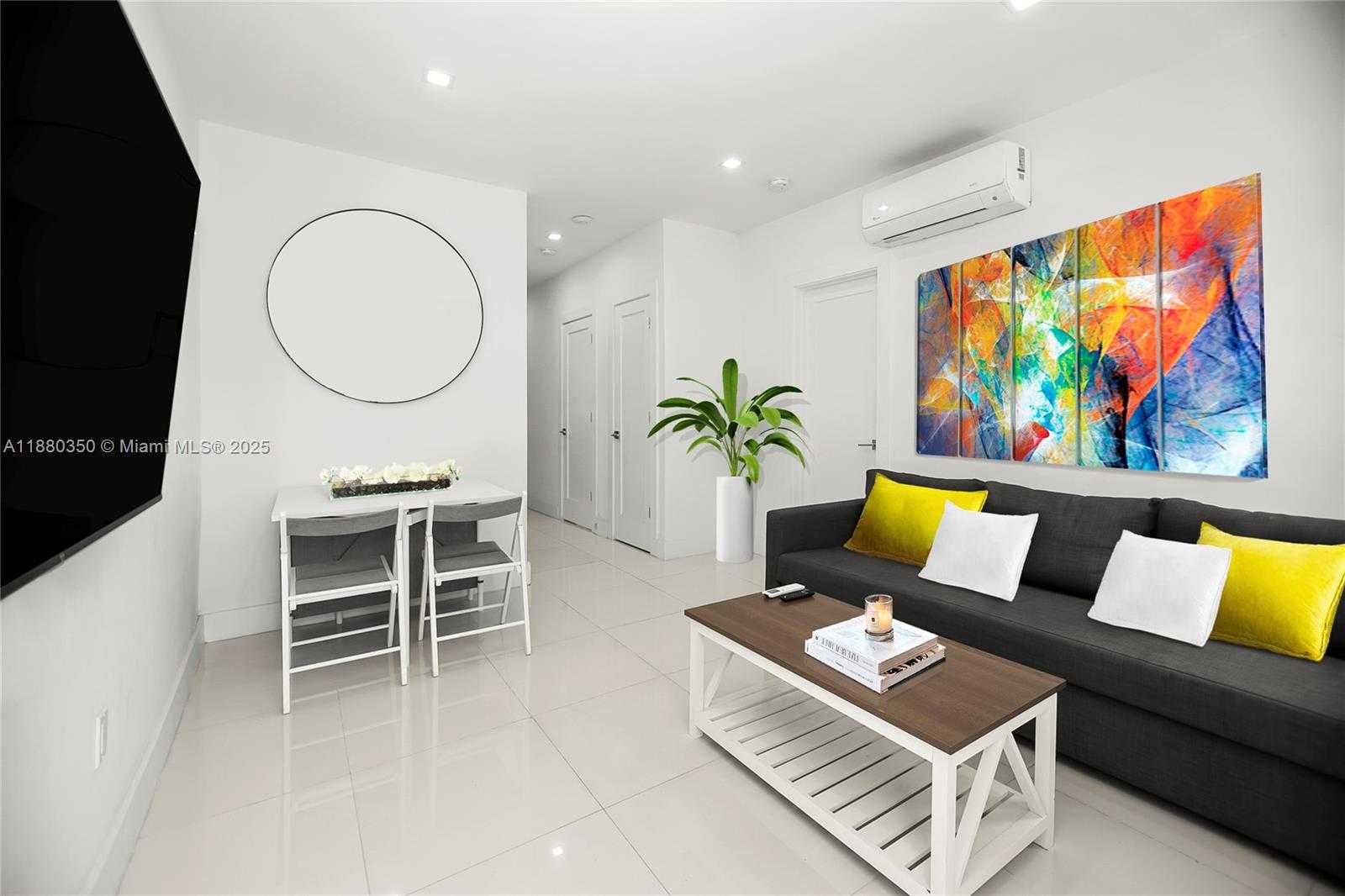 Small Image of 733 MICHIGAN AVE #2, Miami Beach Number 2