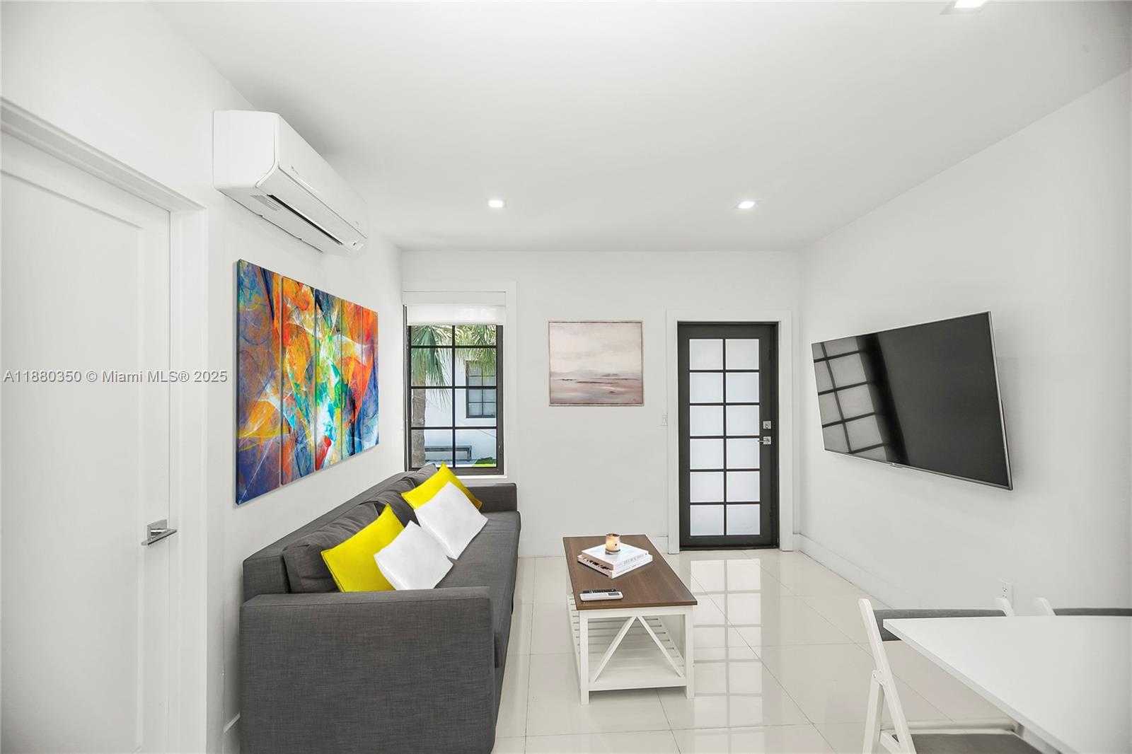 Small Image of 733 MICHIGAN AVE #2, Miami Beach Number 5