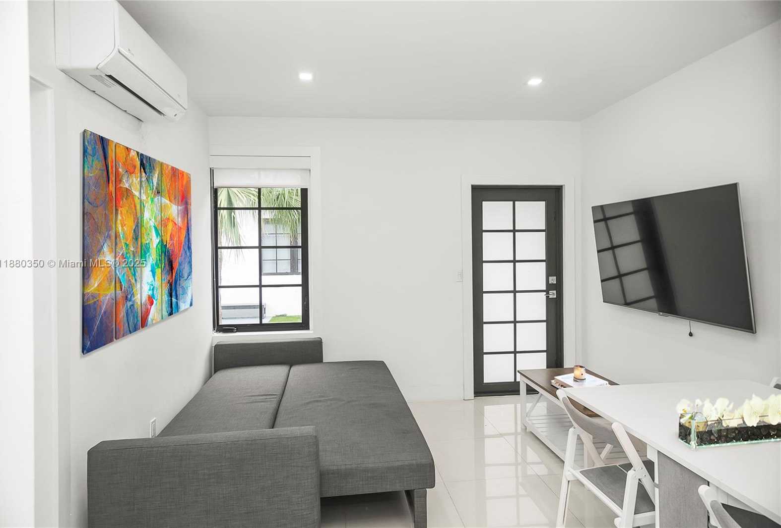Small Image of 733 MICHIGAN AVE #2, Miami Beach Number 6
