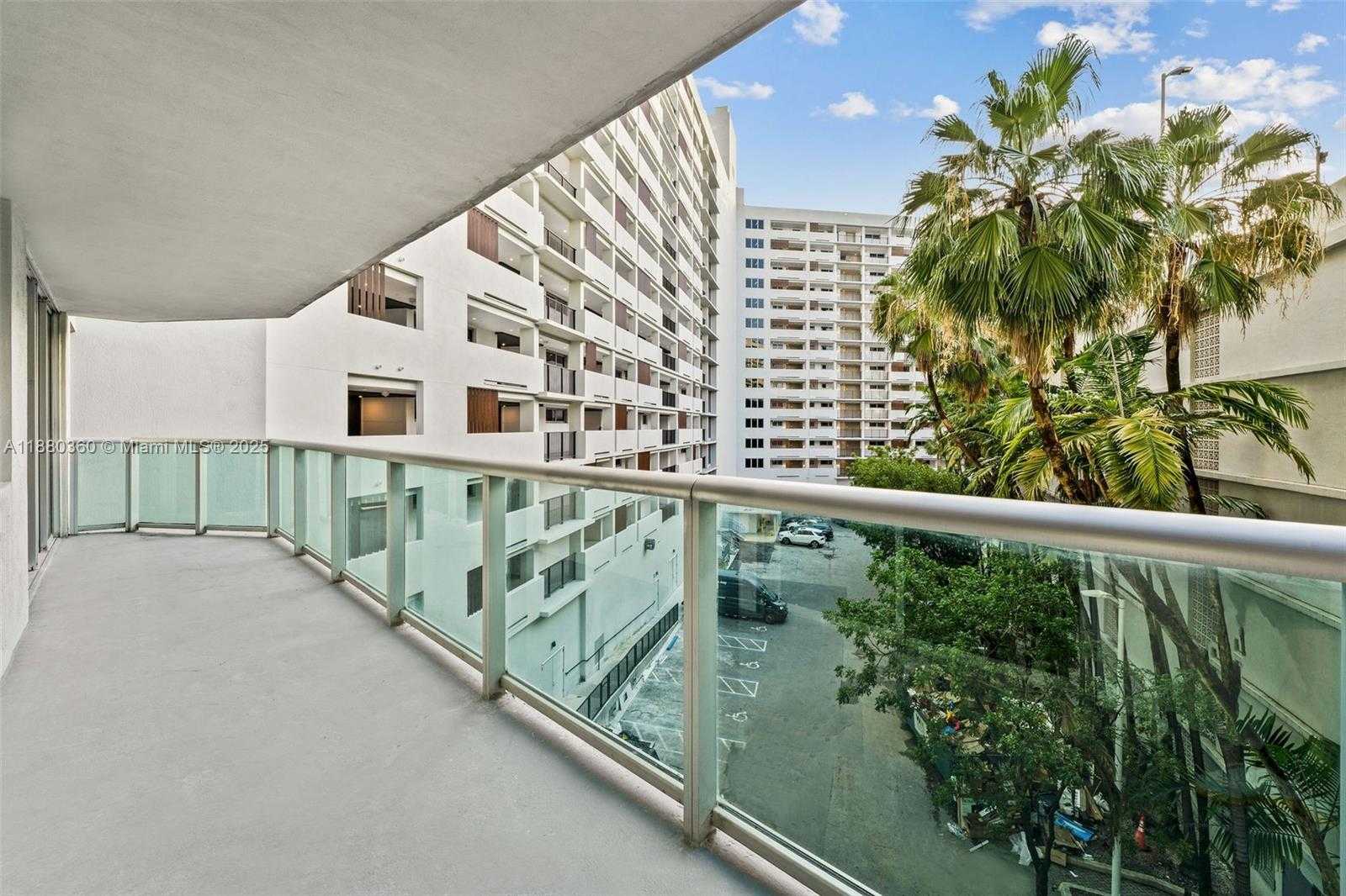 Small Image of 1500 BAY RD #M-0727, Miami Beach Number 10