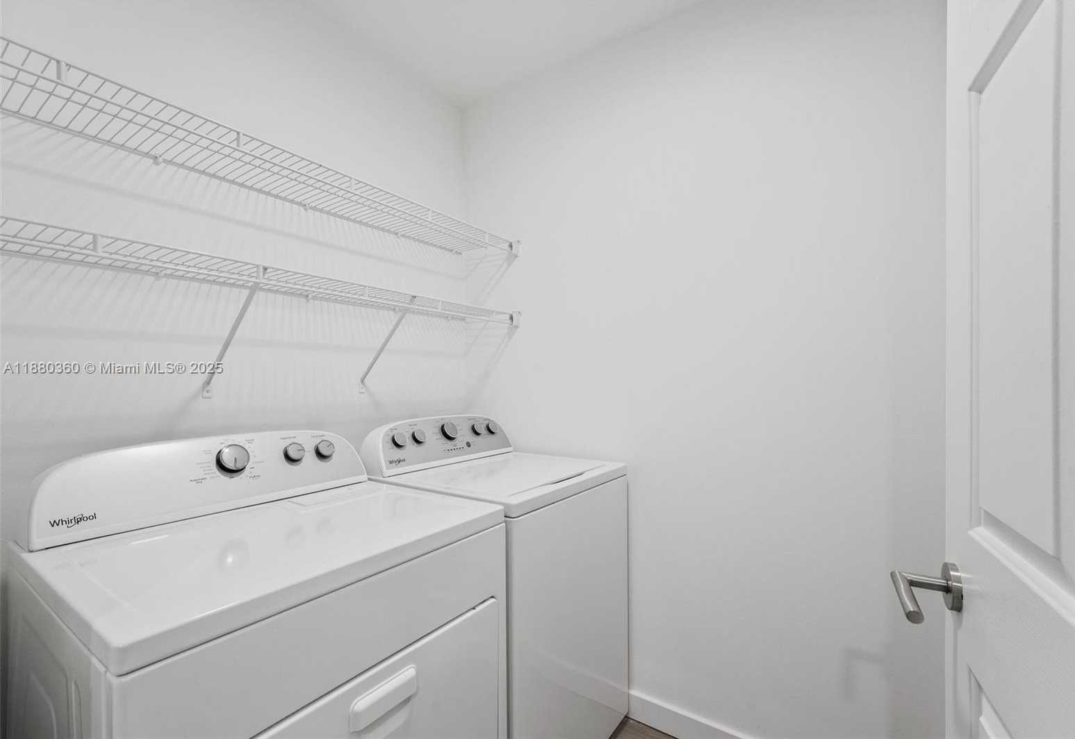 Small Image of 1500 BAY RD #M-0727, Miami Beach Number 16