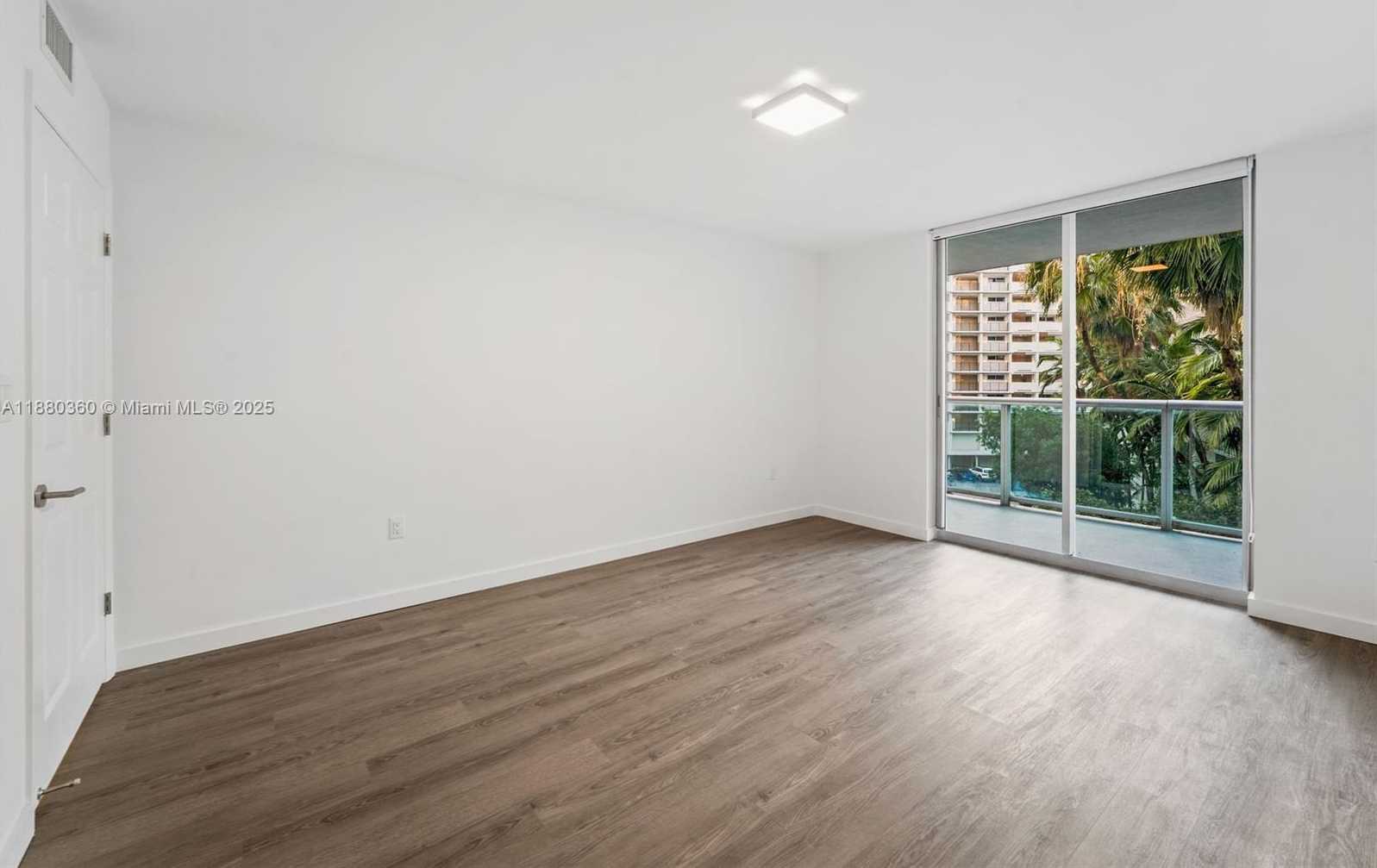 Small Image of 1500 BAY RD #M-0727, Miami Beach Number 20