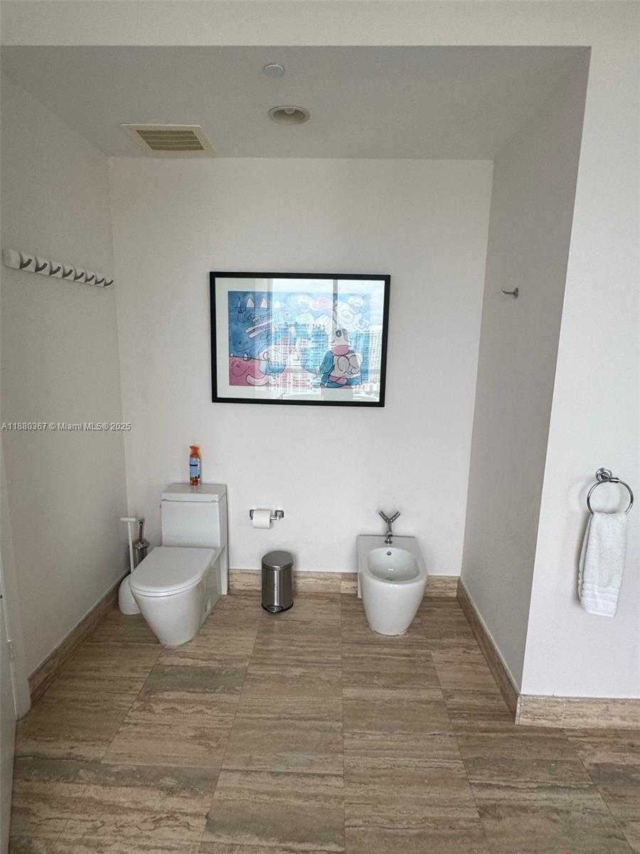 Small Image of 16001 COLLINS AVE #2304, Sunny Isles Beach Number 13