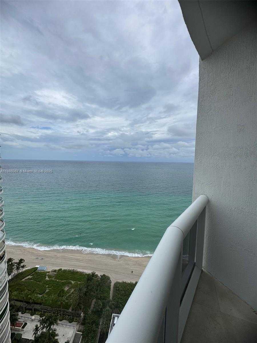 Small Image of 16001 COLLINS AVE #2304, Sunny Isles Beach Number 23