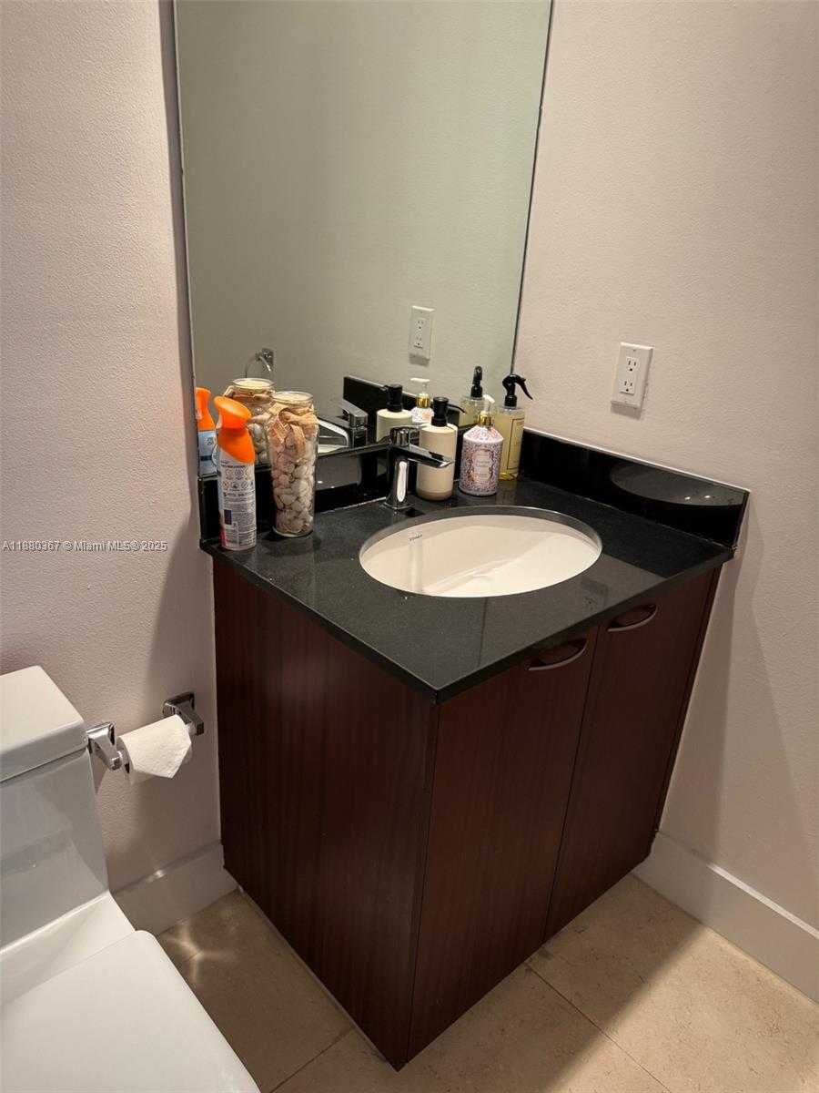 Small Image of 16001 COLLINS AVE #2304, Sunny Isles Beach Number 26