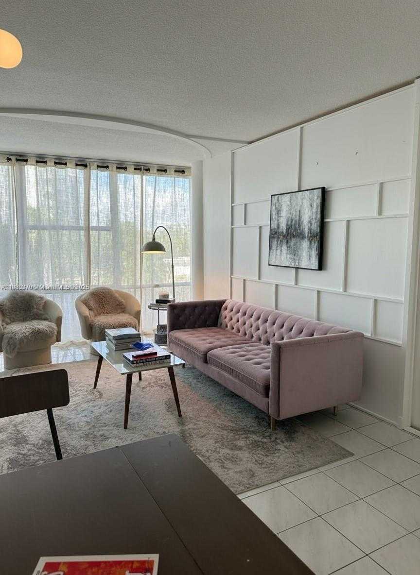 Small Image of 900 BAY DR #211, Miami Beach Number 5