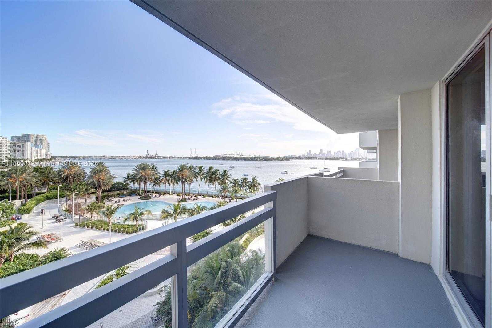 Small Image of 1500 BAY RD #S-0226, Miami Beach Number 11