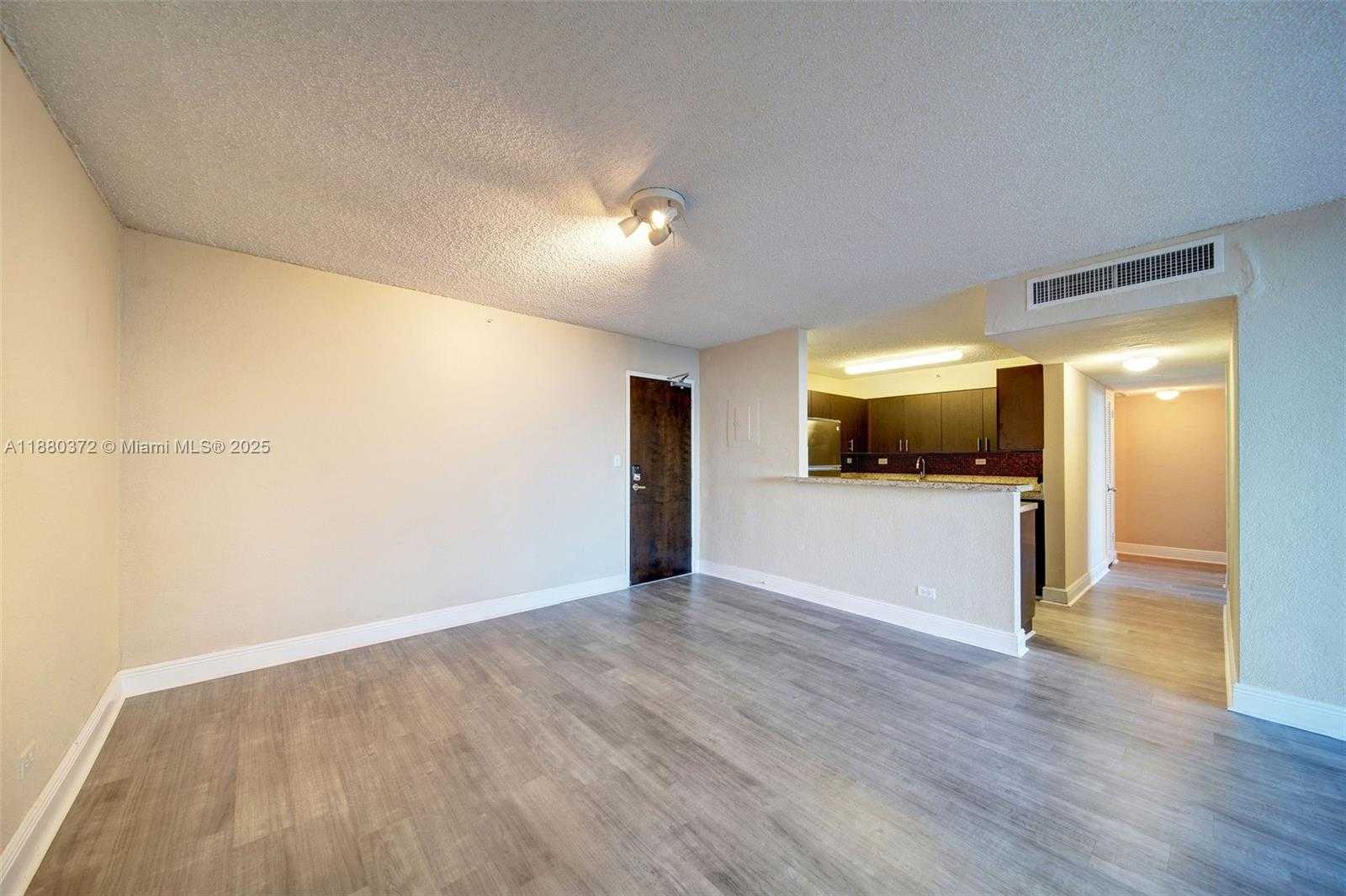 Small Image of 1500 BAY RD #S-0226, Miami Beach Number 13