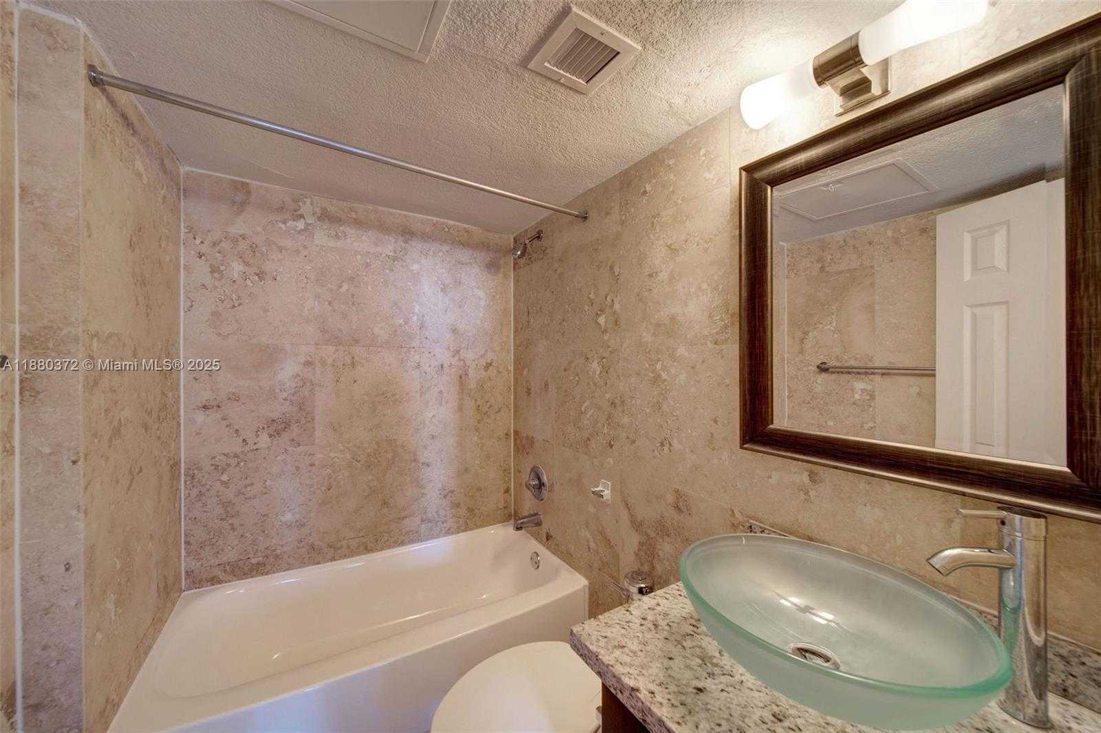 Small Image of 1500 BAY RD #S-0226, Miami Beach Number 22