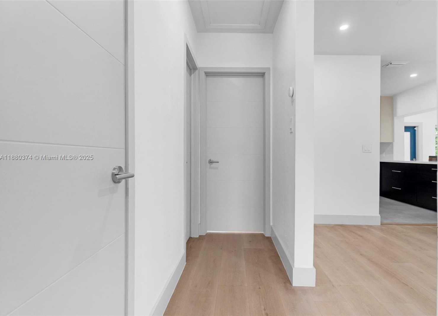 Small Image of 570 SOUTH WEST 45TH AVE, Miami Number 36