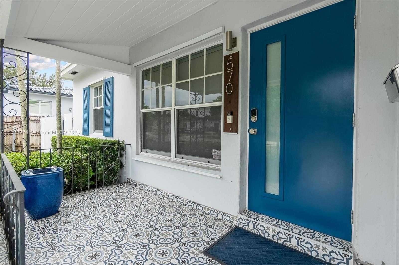 Small Image of 570 SOUTH WEST 45TH AVE, Miami Number 4