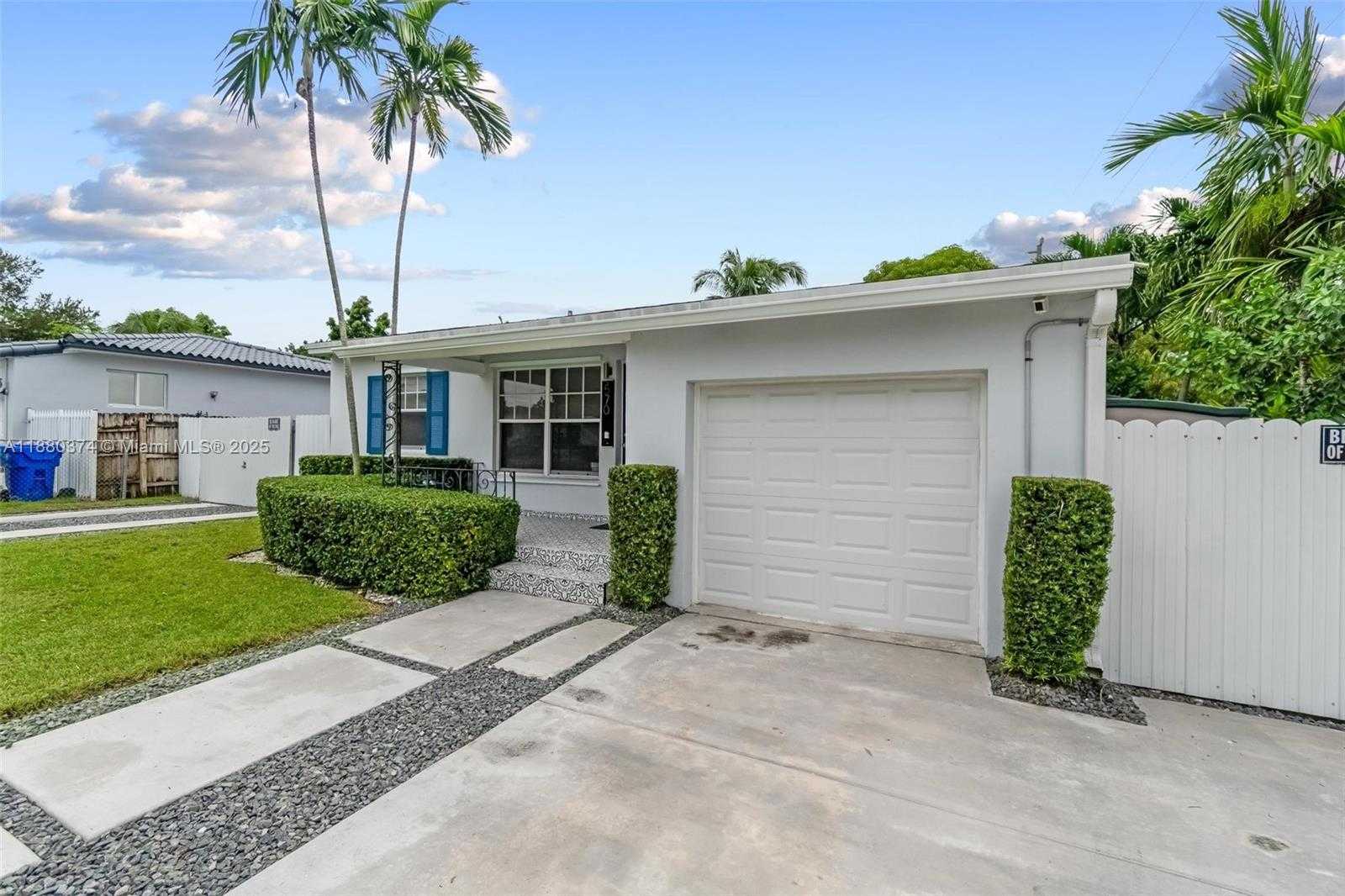 Small Image of 570 SOUTH WEST 45TH AVE, Miami Number 43