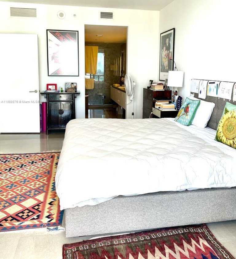 Small Image of 68 SOUTH EAST 6TH ST #2303, Miami Number 13