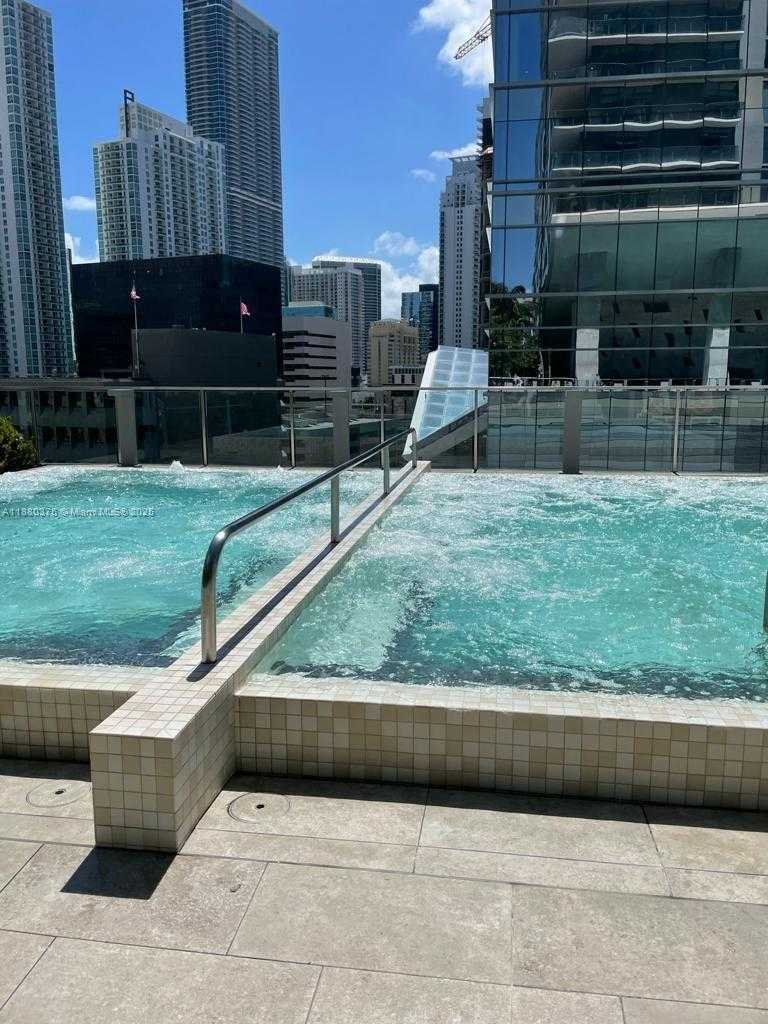 Small Image of 68 SOUTH EAST 6TH ST #2303, Miami Number 25