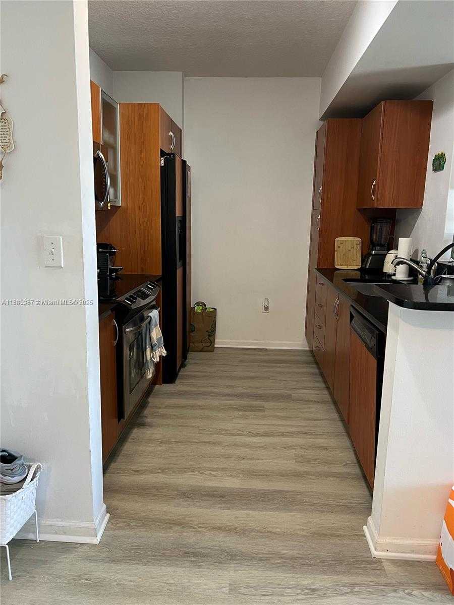 Small Image of 18800 NORTH EAST 29TH AVE #903, Aventura Number 5
