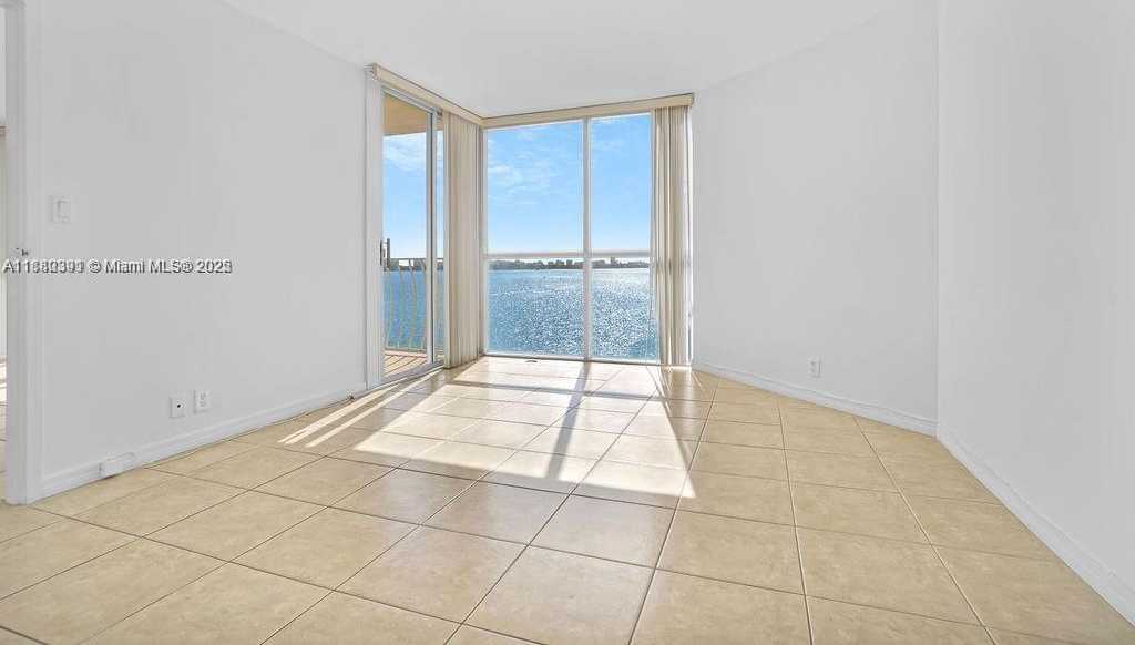Small Image of 7601 EAST TREASURE DR #1020, North Bay Village Number 4