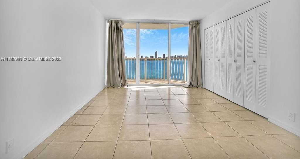 Small Image of 7601 EAST TREASURE DR #1020, North Bay Village Number 5