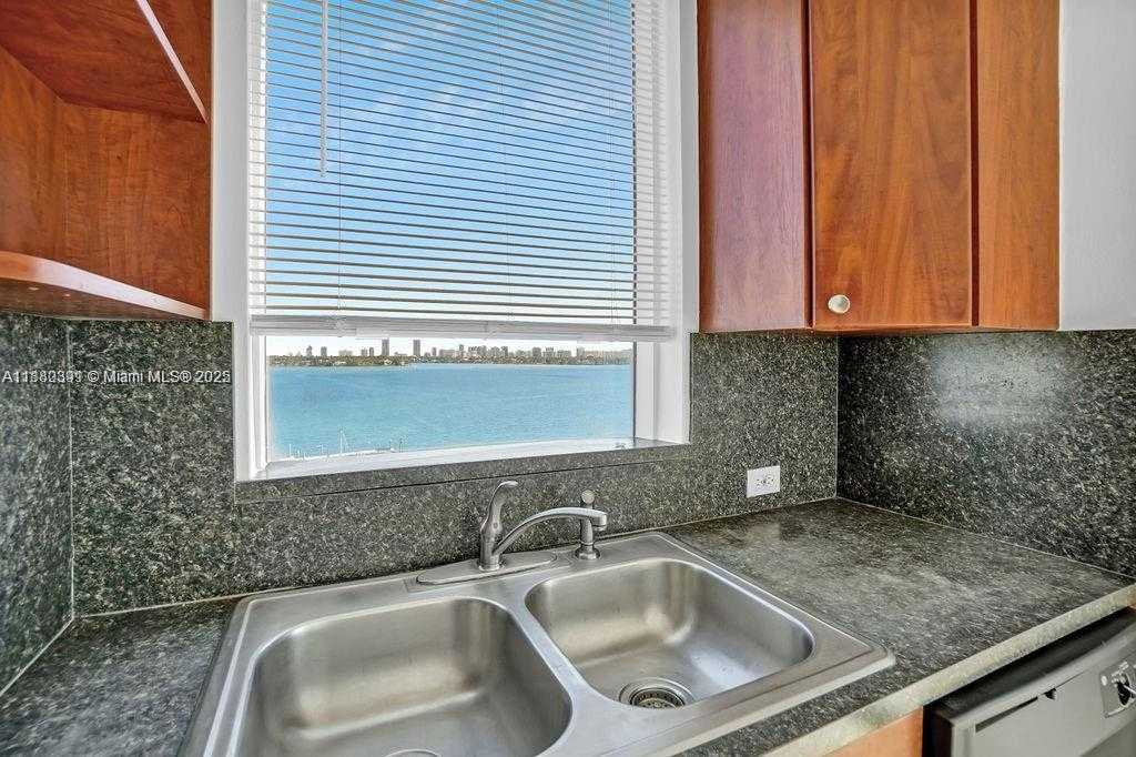 Small Image of 7601 EAST TREASURE DR #1020, North Bay Village Number 6