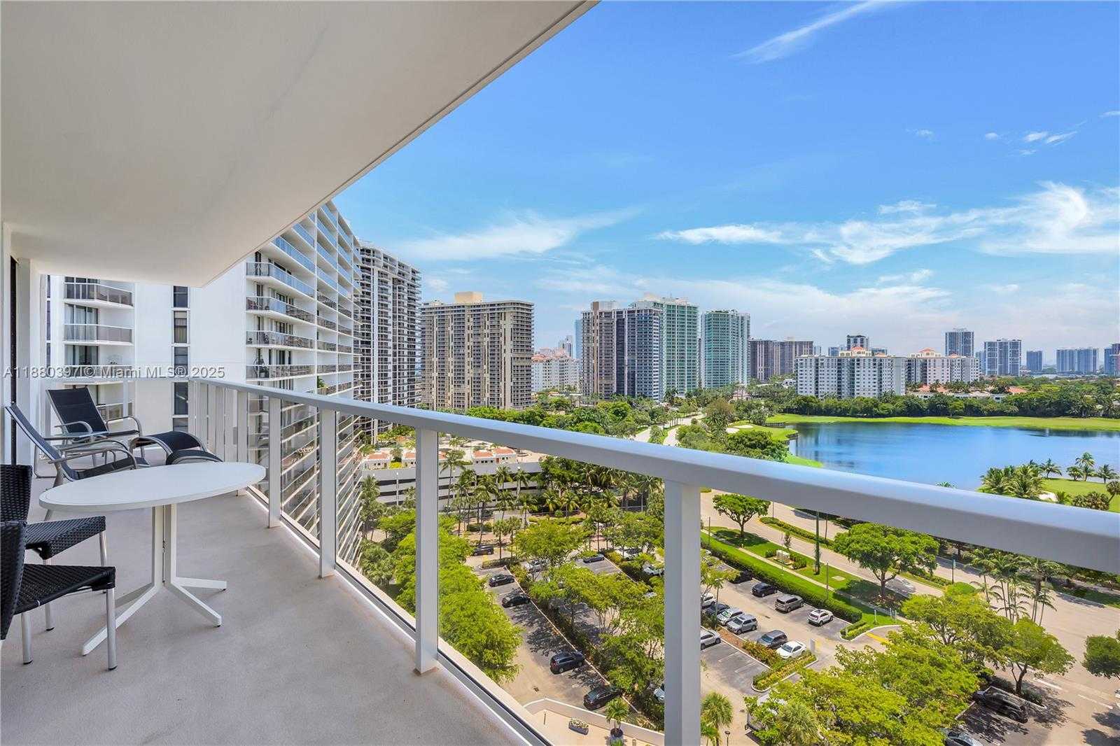 Small Image of 3701 NORTH COUNTRY CLUB DR #1604, Aventura Number 19