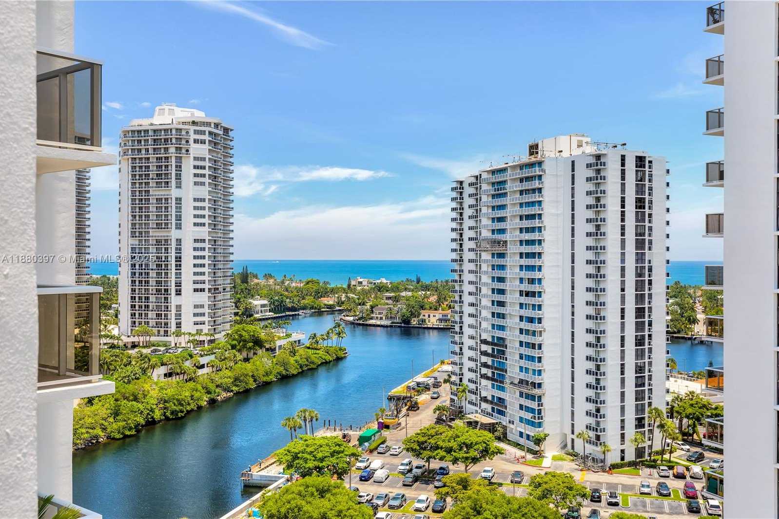 Small Image of 3701 NORTH COUNTRY CLUB DR #1604, Aventura Number 25