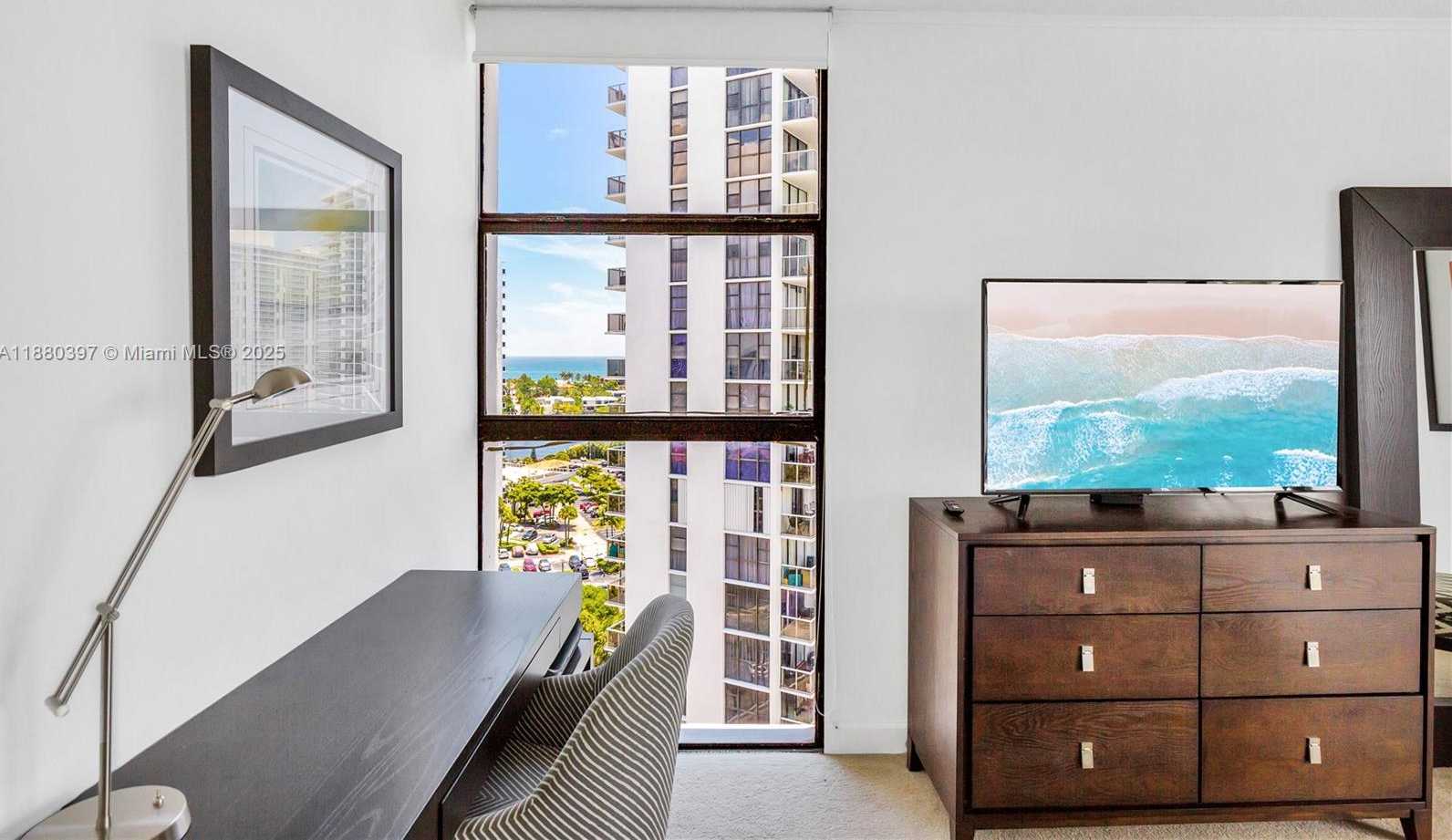 Small Image of 3701 NORTH COUNTRY CLUB DR #1604, Aventura Number 7