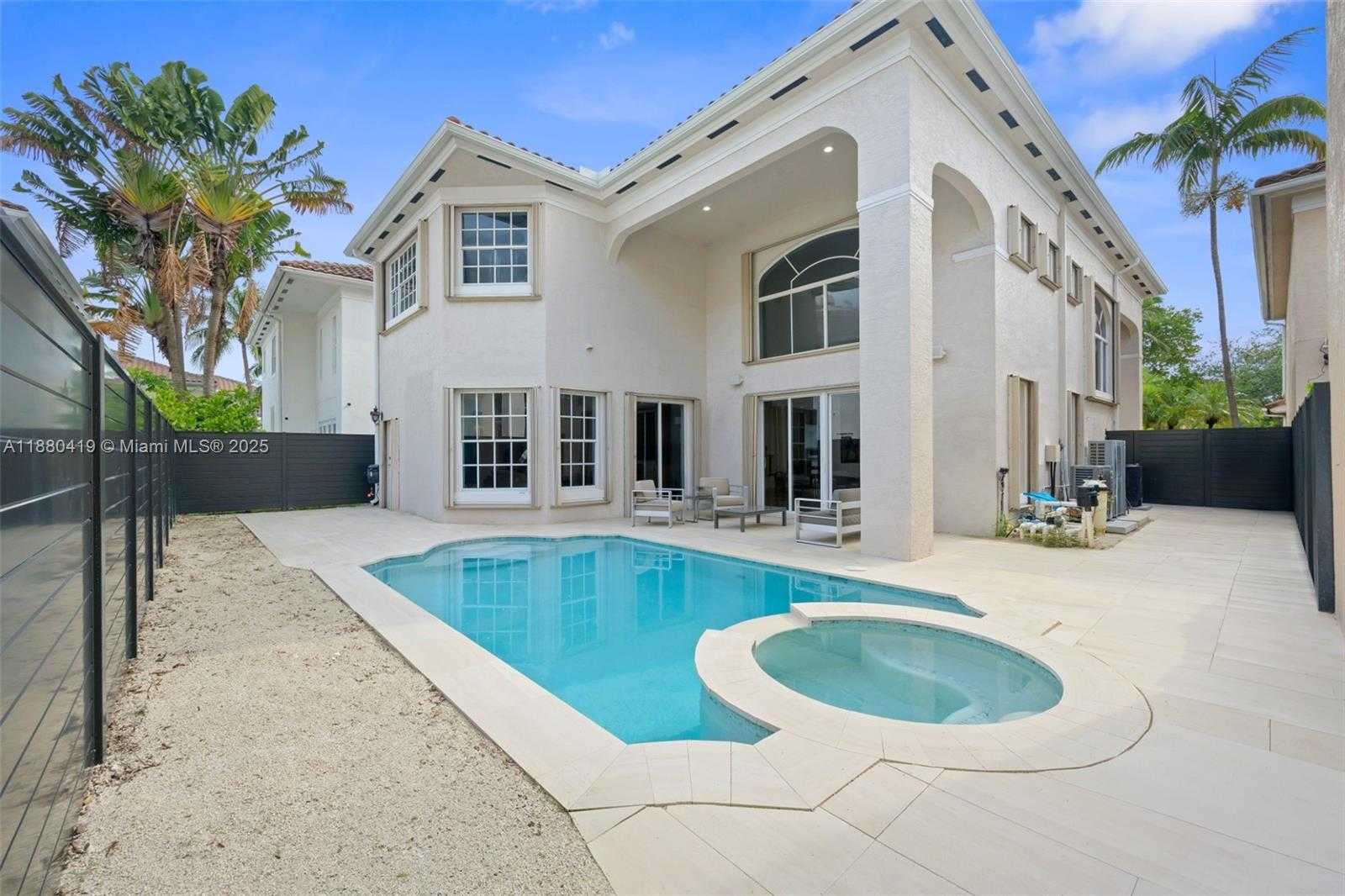 Small Image of 19460 39TH CT #19460, Sunny Isles Beach Number 24