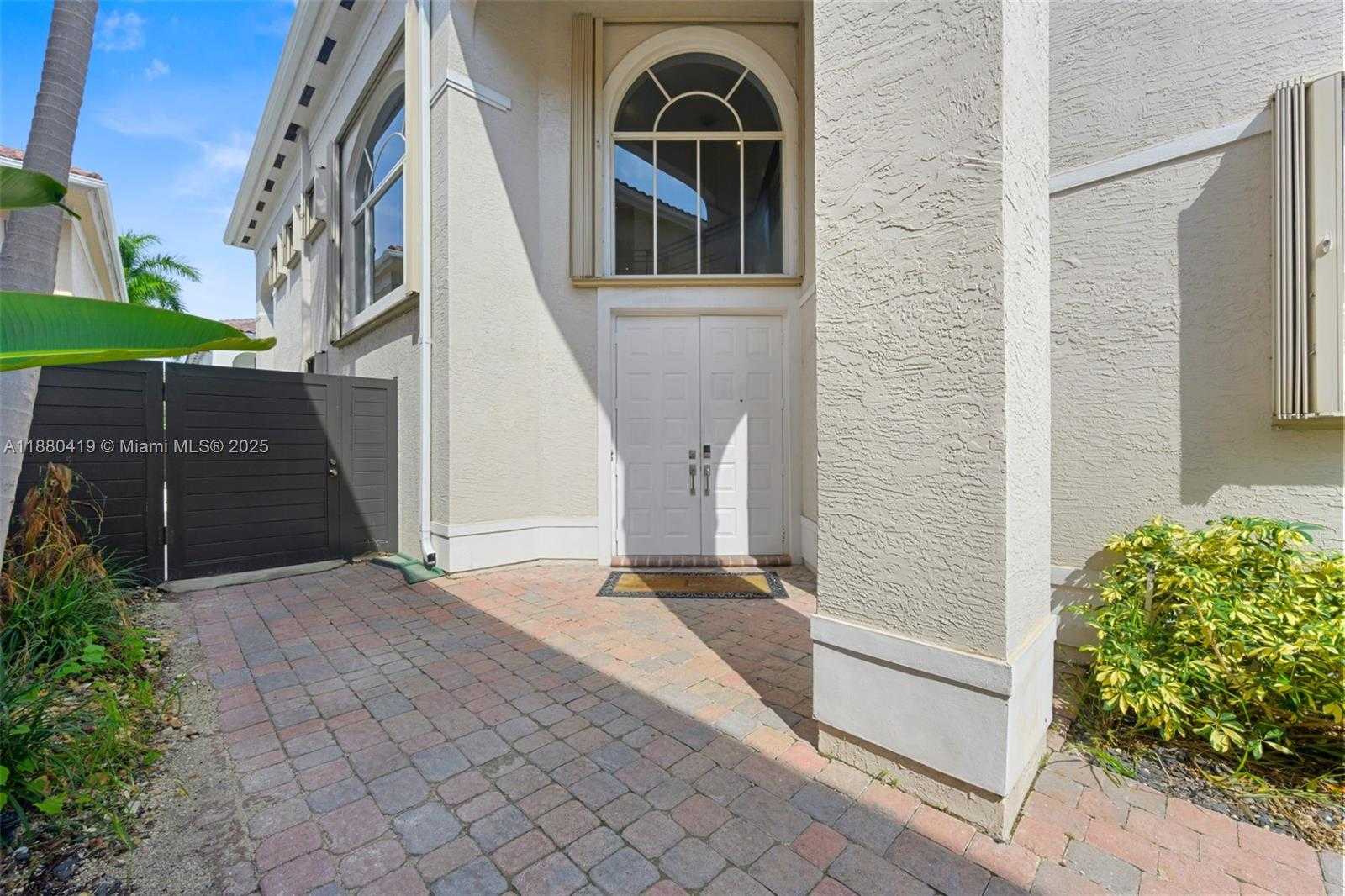 Small Image of 19460 39TH CT #19460, Sunny Isles Beach Number 25