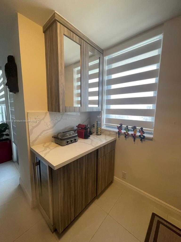 Small Image of 9225 COLLINS AVE #1407, Surfside Number 18