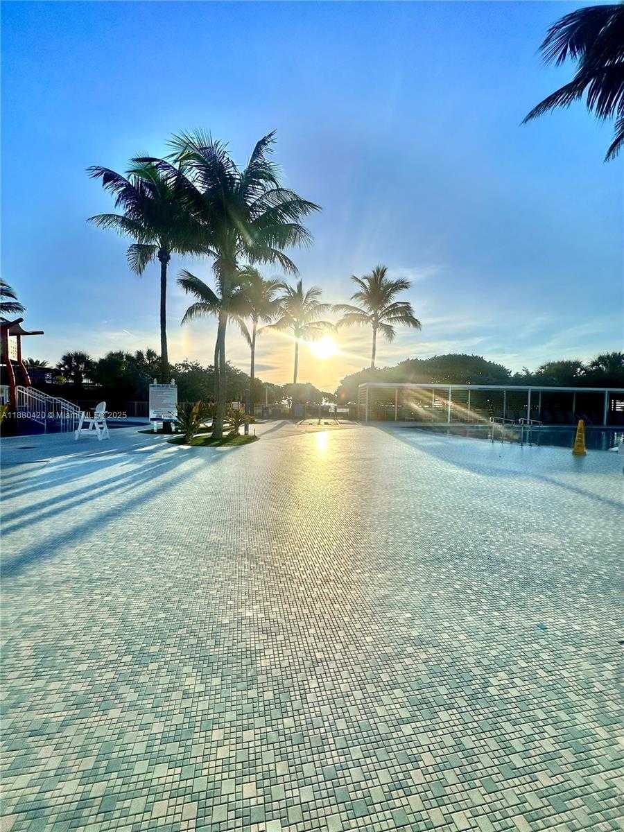 Small Image of 9225 COLLINS AVE #1407, Surfside Number 29
