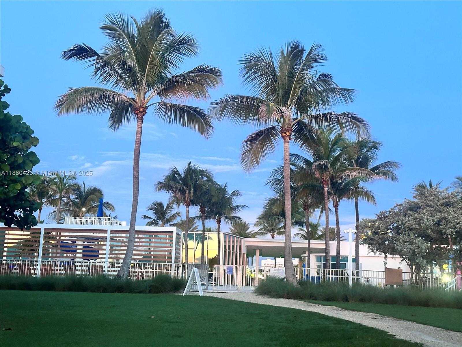 Small Image of 9225 COLLINS AVE #1407, Surfside Number 34