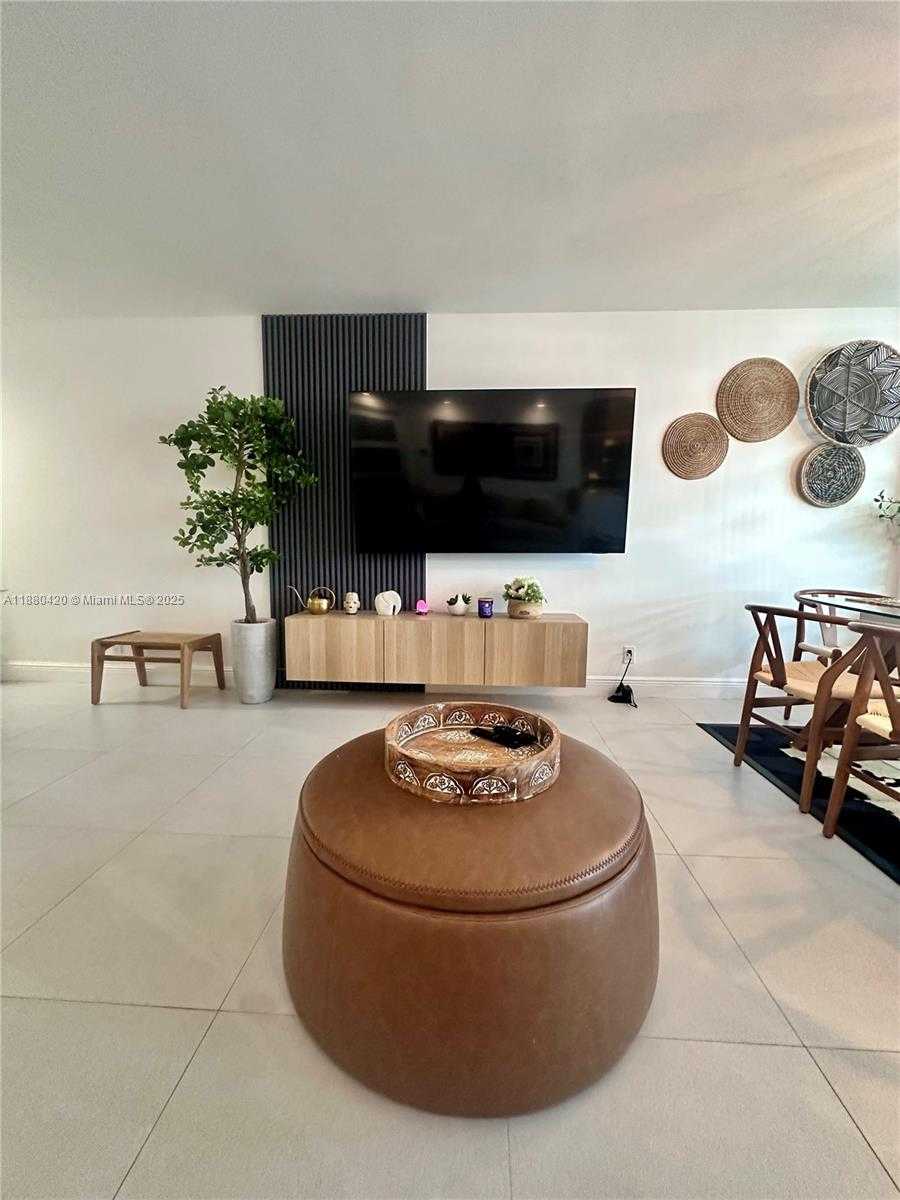 Small Image of 9225 COLLINS AVE #1407, Surfside Number 8