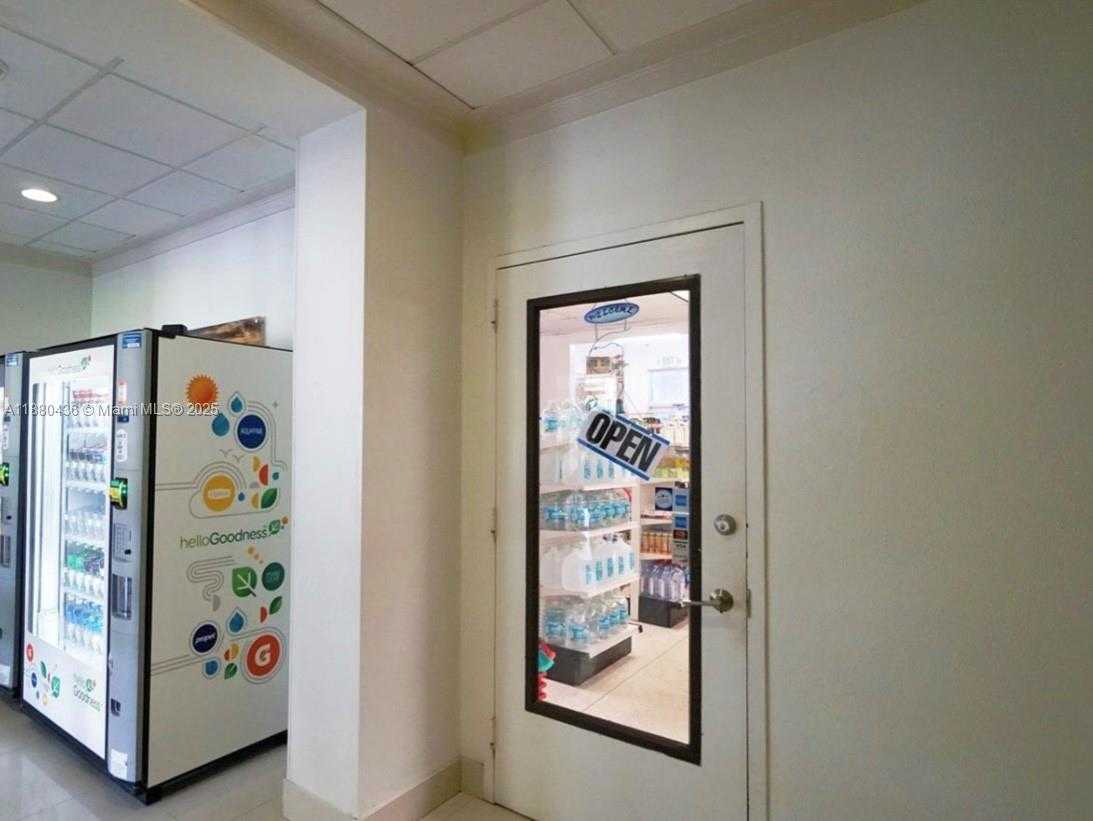 Small Image of 19370 COLLINS AVE #1014, Sunny Isles Beach Number 19