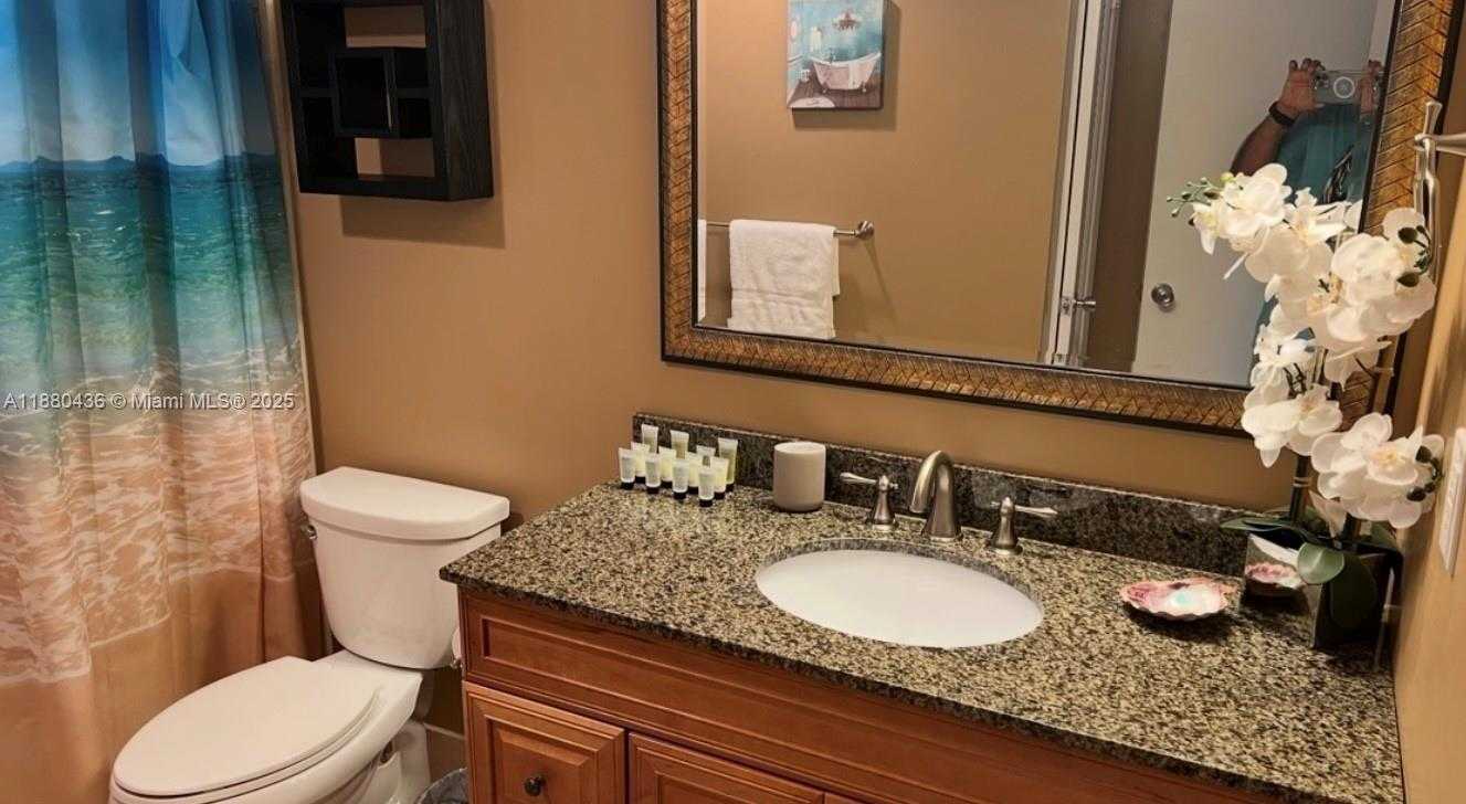 Small Image of 19370 COLLINS AVE #1014, Sunny Isles Beach Number 4
