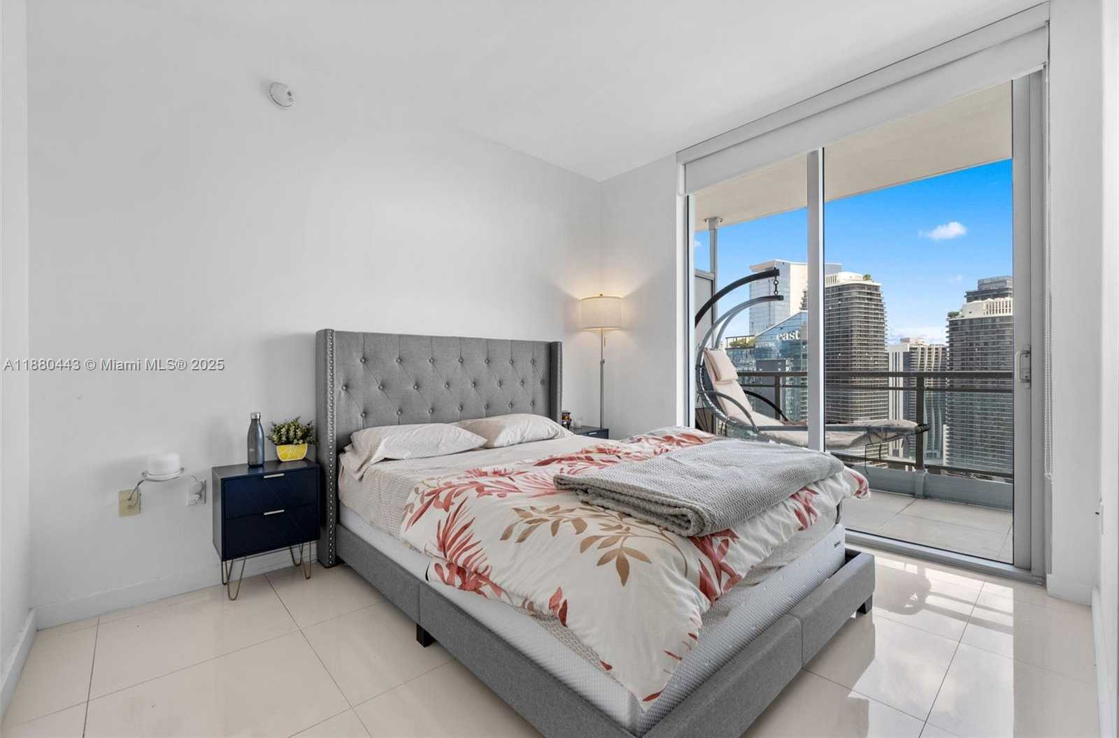Small Image of 92 SOUTH WEST 3RD ST #4403, Miami Number 17