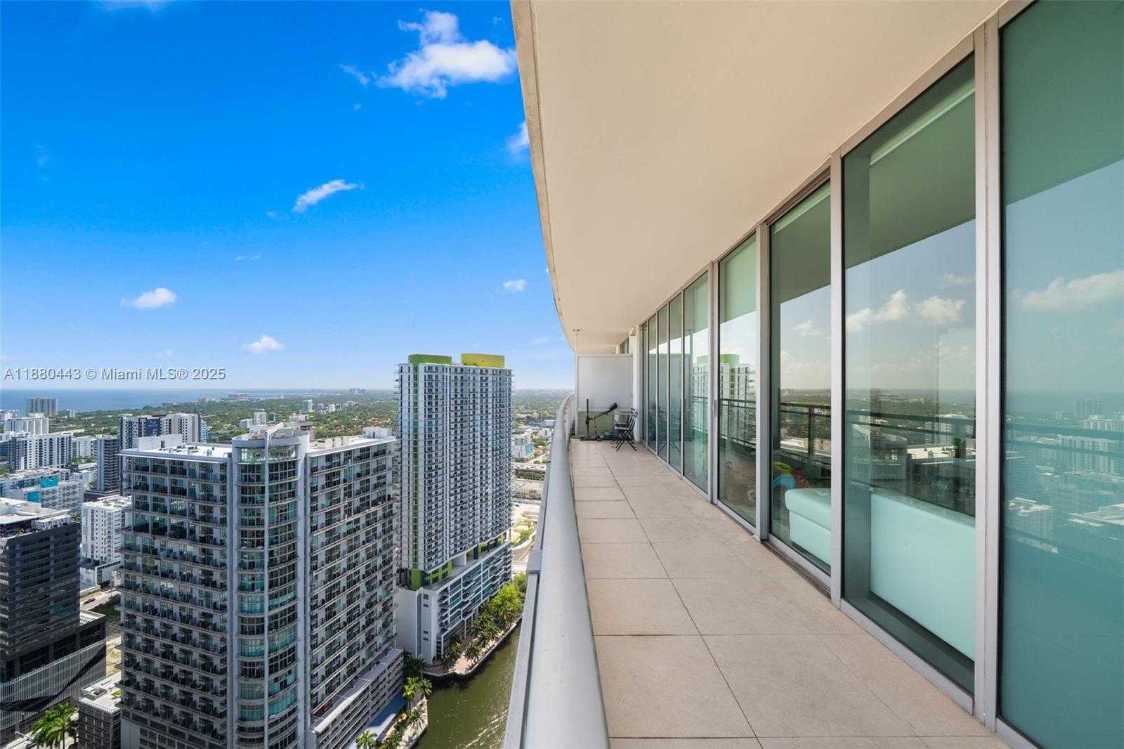 Small Image of 92 SOUTH WEST 3RD ST #4403, Miami Number 23