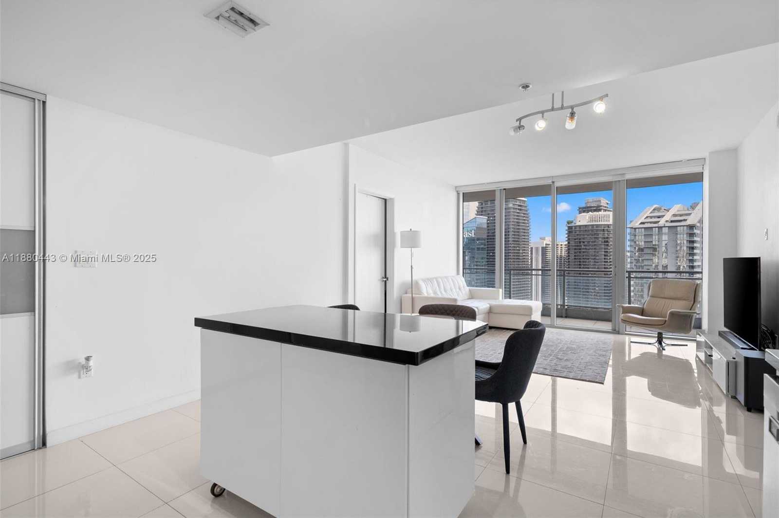 Small Image of 92 SOUTH WEST 3RD ST #4403, Miami Number 8