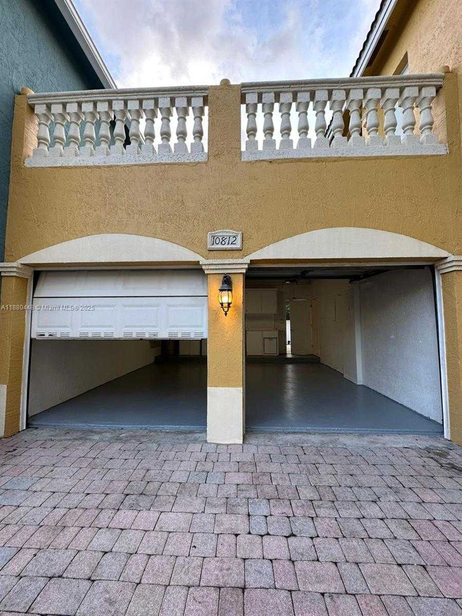 Small Image of 10812 51 ST LN, Doral Number 24