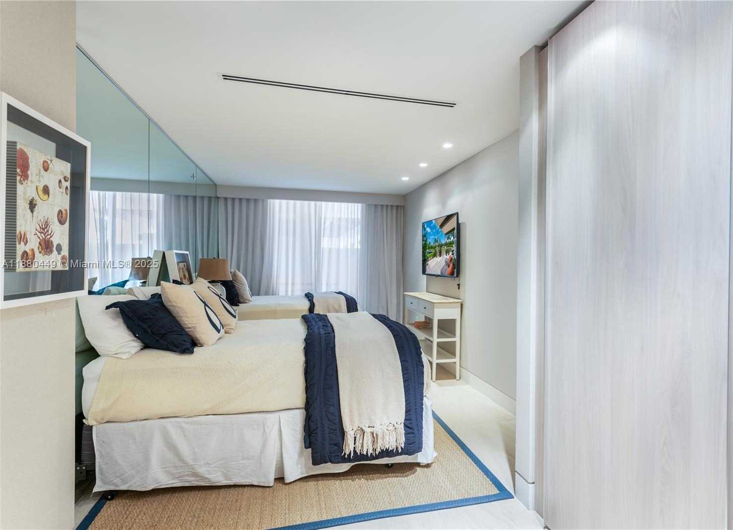 Small Image of 2514 FISHER ISLAND DR #6104, Miami Beach Number 22