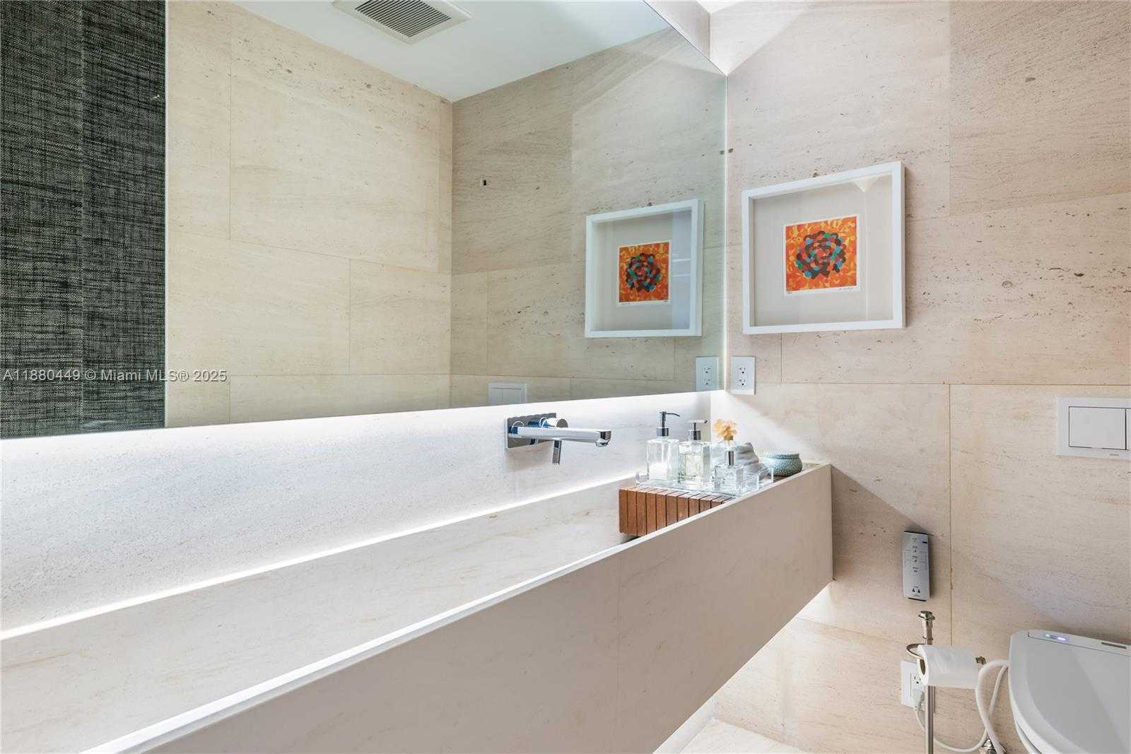 Small Image of 2514 FISHER ISLAND DR #6104, Miami Beach Number 30