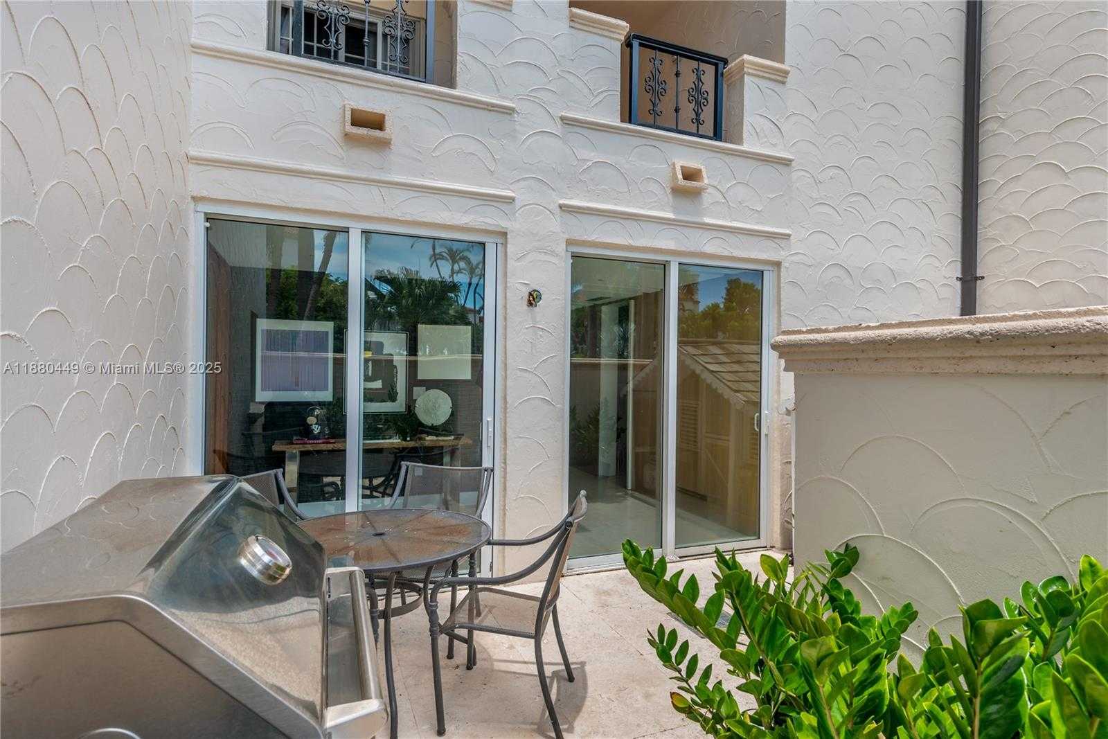 Small Image of 2514 FISHER ISLAND DR #6104, Miami Beach Number 31