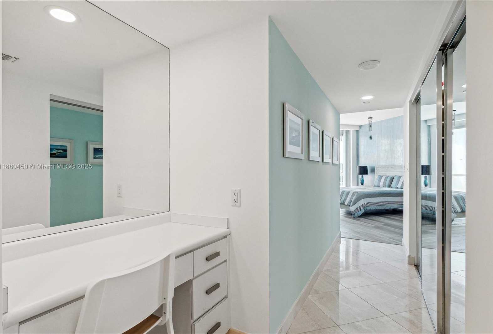 Small Image of 16485 COLLINS AVE #OS32C, Sunny Isles Beach Number 11