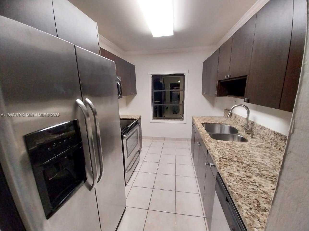 Small Image of 5027 SOUTH WEST 139TH CT #5027, Miami Number 10