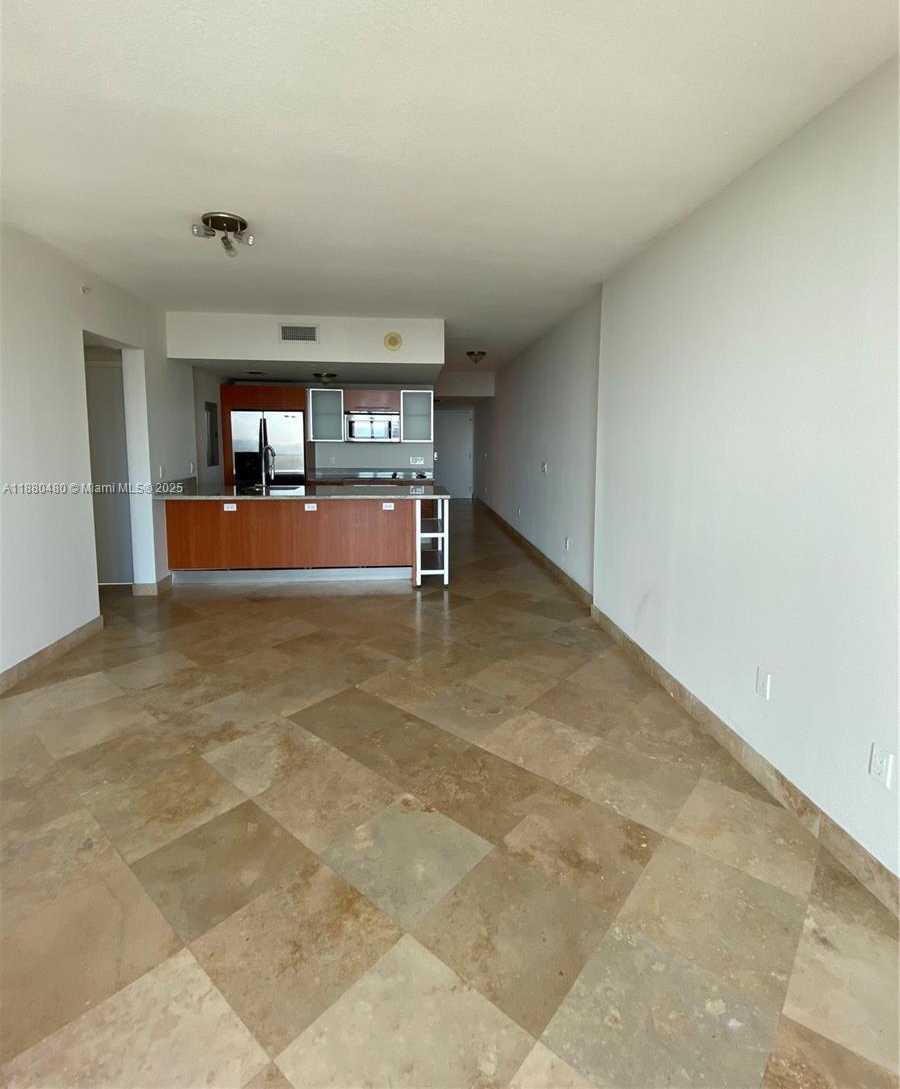 Small Image of 185 SOUTH WEST 7 ST #3902, Miami Number 3