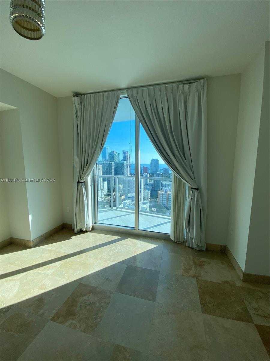 Small Image of 185 SOUTH WEST 7 ST #3902, Miami Number 8