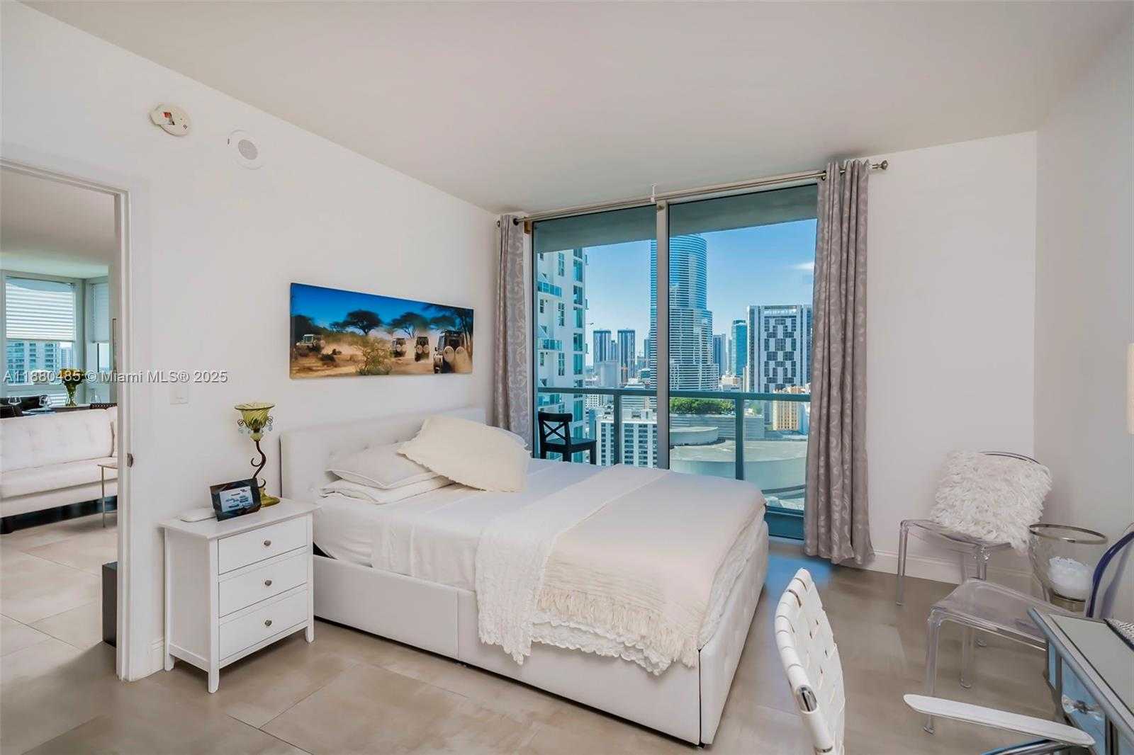 Small Image of 55 SOUTH EAST 6TH ST #2501, Miami Number 8