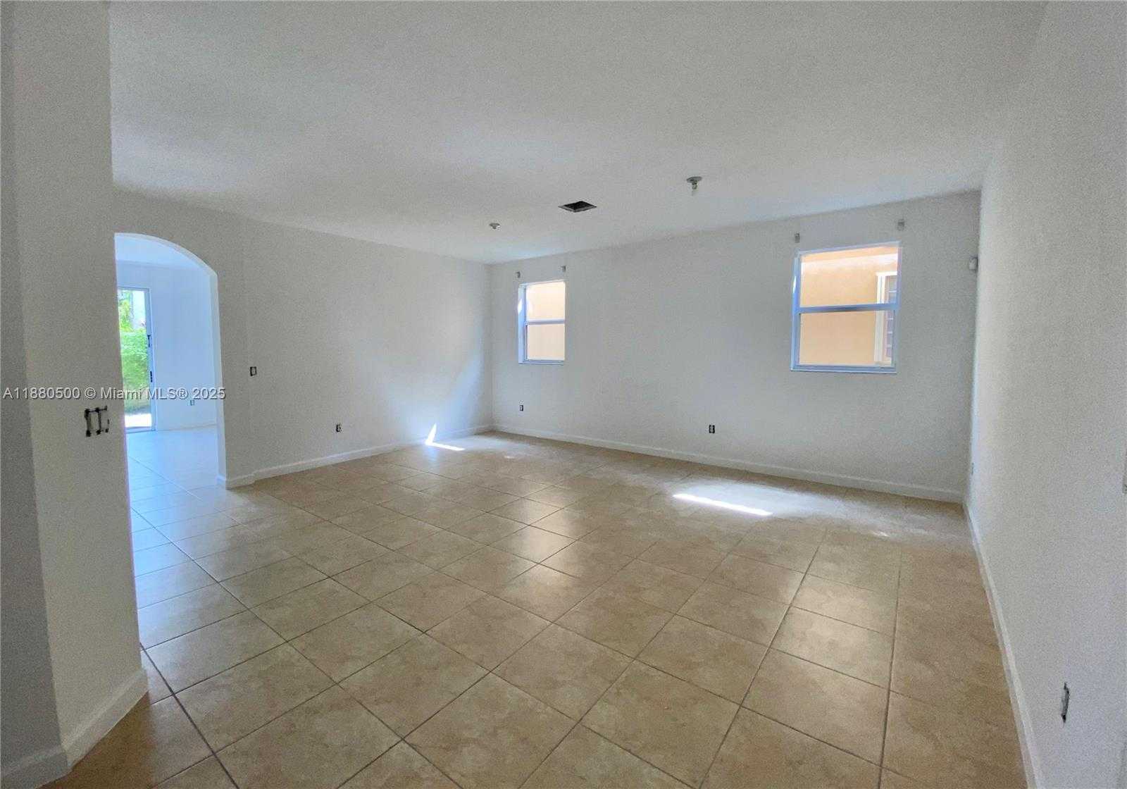 Small Image of 11289 NORTH WEST 44TH TER #., Doral Number 2