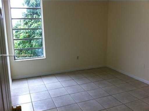 Small Image of 8820 FONTAINEBLEAU BLVD #410, Miami Number 3