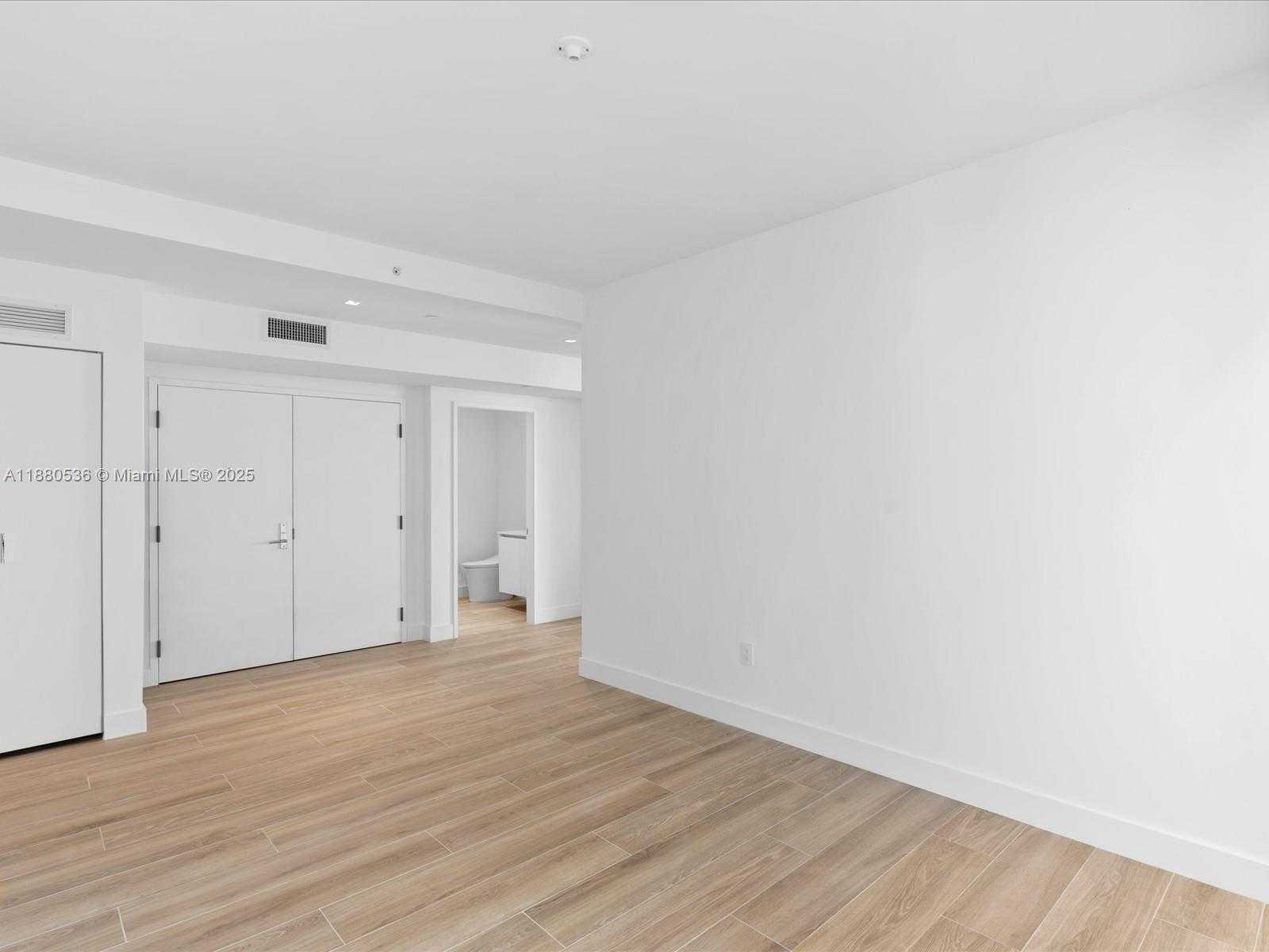 Small Image of 700 NORTH EAST 24TH ST #3207, Miami Number 40
